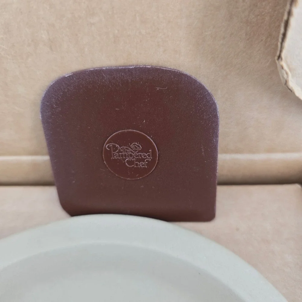 Pampered Chef Microwave Egg Cooker Stoneware 1372 Double Well New